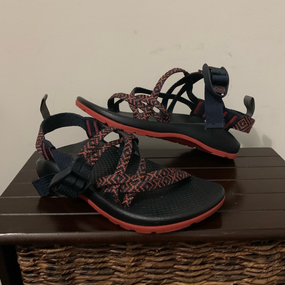 Girl’s Chaco Eclipse Sandals Size 1 NWOB